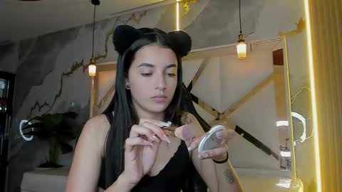 sophiadoll_tf online show from January 14, 2026, 8:47 pm