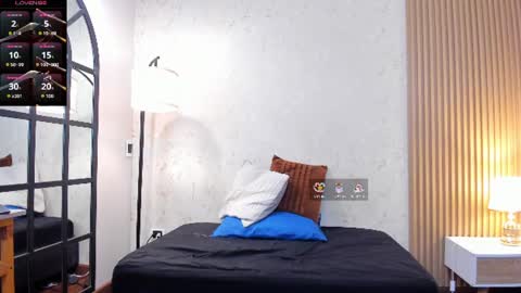Snapshot of sophiahart_ chatting on June 14, 2026, 12:18 pm Sophia online show from June 14, 2026, 12:18 pm