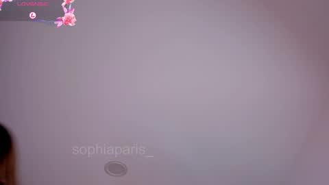 sophiaparis_ online show from February 27, 2026, 4:12 am