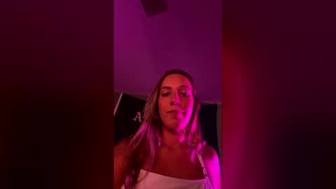 sophiasaintxo online show from May 25, 2026, 6:03 pm