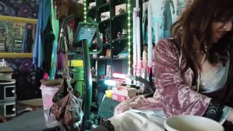 Sophie Satin1980 online show from March 31, 2026, 3:01 pm