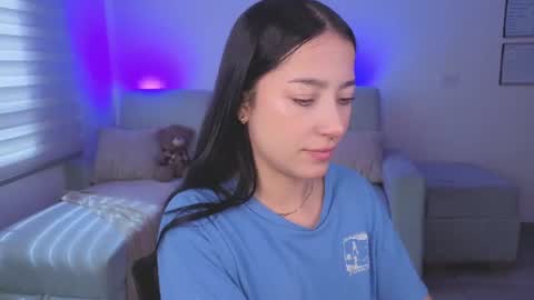 Sophie  online show from June 10, 2026, 3:00 pm