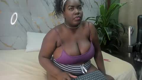 sophie_blake1 online show from March 1, 2026, 3:19 am