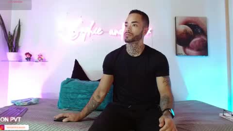 SOPHIE - FOXX online show from June 2, 2026, 11:56 am