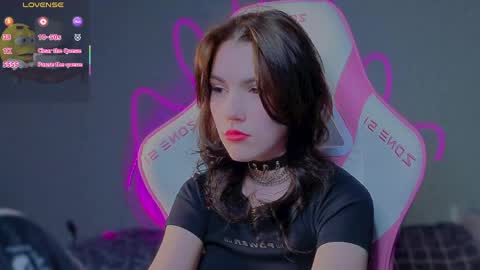 sophie_nomenal_ online show from May 10, 2026, 11:43 pm