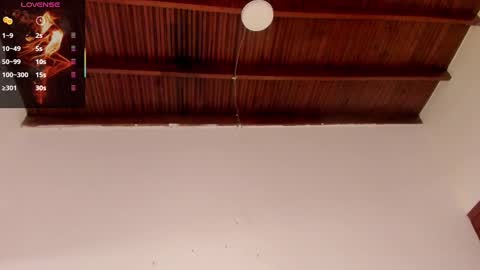 sophie_smith19 online show from September 23, 2025, 4:48 am