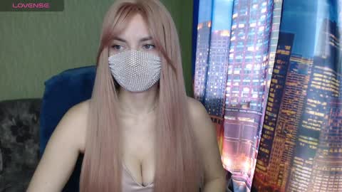 Sophie online show from March 30, 2026, 8:48 am