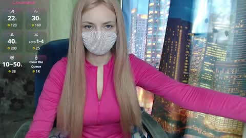 Sophie online show from April 26, 2026, 8:23 am