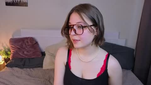 Sophia online show from May 6, 2026, 6:19 am