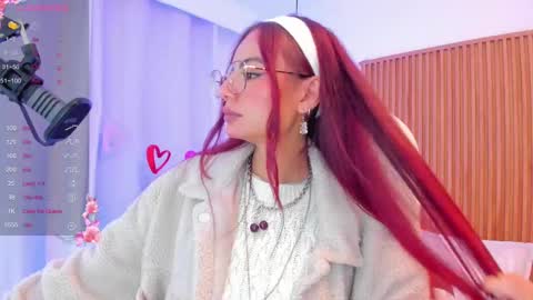 Snapshot of sophiecherry_ chatting on February 18, 2025, 5:09 am   Sophie  IG sophiecherry es   online show from February 18, 2025, 5:09 am