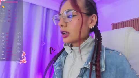Snapshot of sophiecherry_ chatting on February 22, 2025, 6:06 am   Sophie  IG sophiecherry es   online show from February 22, 2025, 6:06 am