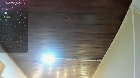 Sophie  online show from January 7, 2026, 1:35 pm