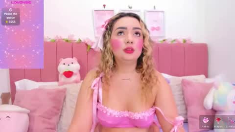 Snapshot of sophiee_rosee chatting on December 21, 2025, 4:58 pm sophiee rosee online show from December 21, 2025, 4:58 pm