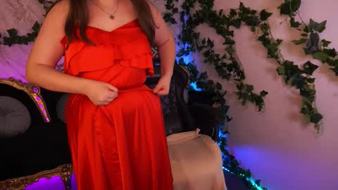 Snapshot of sophieedreams chatting on October 18, 2025, 2:07 pm sophieedreams online show from October 18, 2025, 2:07 pm