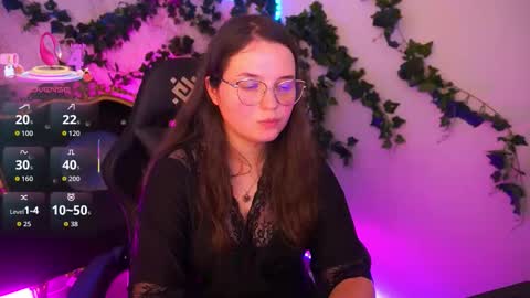 sophieedreams online show from November 21, 2025, 3:22 pm