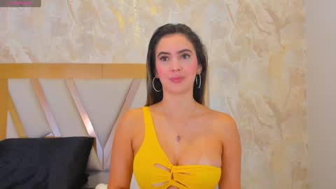 Snapshot of sophiekozlov chatting on February 8, 2025, 1:44 pm Sophie online show from February 8, 2025, 1:44 pm