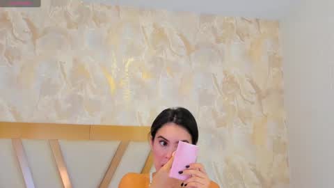 Snapshot of sophiekozlov chatting on February 10, 2025, 12:50 pm Sophie online show from February 10, 2025, 12:50 pm