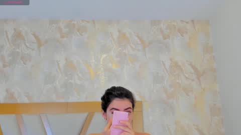 Snapshot of sophiekozlov chatting on March 10, 2025, 12:26 pm Sophie online show from March 10, 2025, 12:26 pm