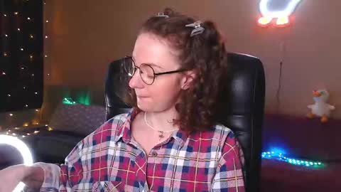 sophieleroux online show from February 27, 2026, 12:38 pm