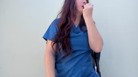 sophieturner_mg online show from June 18, 2026, 7:07 pm