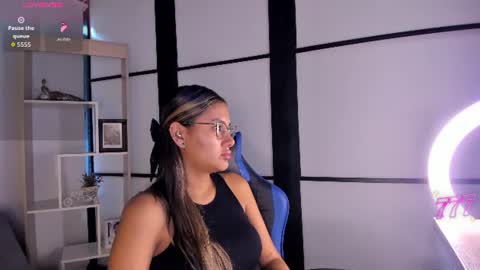 Snapshot of sophiewatson_ chatting on July 6, 2026, 12:02 pm sophiewatson_ online show from July 6, 2026, 12:02 pm
