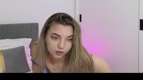 Snapshot of sophiewild1_ chatting on February 3, 2026, 6:22 am SophieWild online show from February 3, 2026, 6:22 am