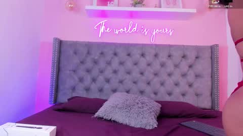 Sophii  online show from February 10, 2026, 10:47 pm