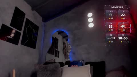 Snapshot of sophiierobertss_ chatting on September 30, 2025, 2:16 am Dani online show from September 30, 2025, 2:16 am