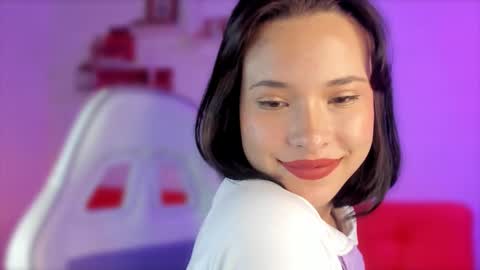 Sophiie Williams online show from December 20, 2024, 2:52 am