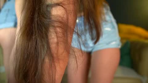 Sophydiva online show from February 7, 2026, 6:17 am