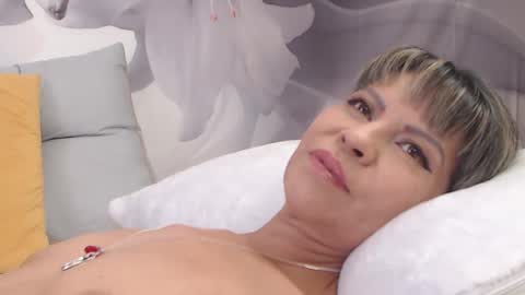 Sophy online show from February 1, 2025, 3:28 pm