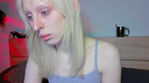 sora999999999 online show from April 11, 2026, 10:14 pm