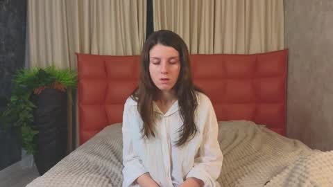 sorayanox online show from January 13, 2026, 3:28 pm