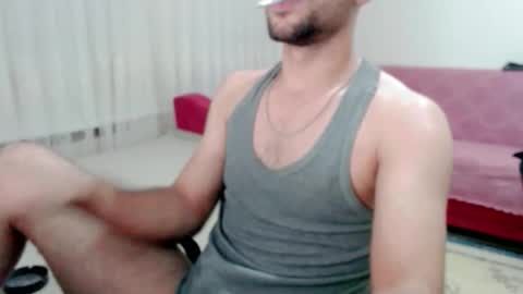 Snapshot of sorrymybadd chatting on September 28, 2025, 9:53 pm luis online show from September 28, 2025, 9:53 pm