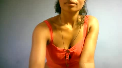 Snapshot of sourayaa chatting on April 15, 2026, 6:04 pm sourayaa online show from April 15, 2026, 6:04 pm