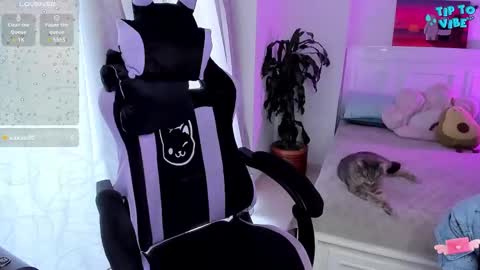 Snapshot of soy___lili chatting on February 23, 2025, 9:48 pm Lili online show from February 23, 2025, 9:48 pm