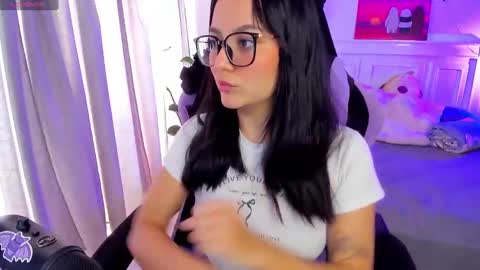 Snapshot of soy___lili chatting on September 12, 2025, 9:37 pm Lili online show from September 12, 2025, 9:37 pm