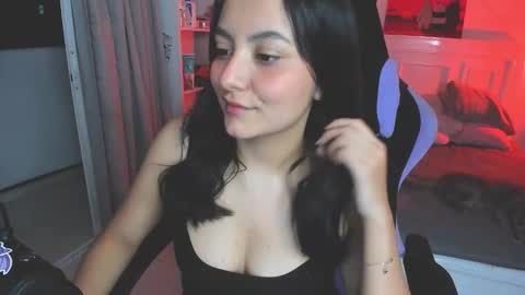 Snapshot of soy___lili chatting on October 2, 2025, 11:01 pm Lili online show from October 2, 2025, 11:01 pm