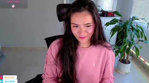 Luisa    online show from January 27, 2025, 10:06 pm