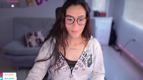 Luisa    online show from March 9, 2025, 9:36 pm