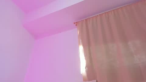 Instagram Soyamandaa  1 online show from November 9, 2025, 9:13 pm