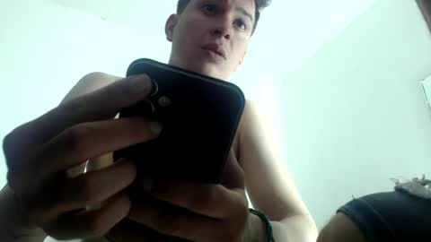 soymanuel777 online show from April 12, 2026, 11:43 pm