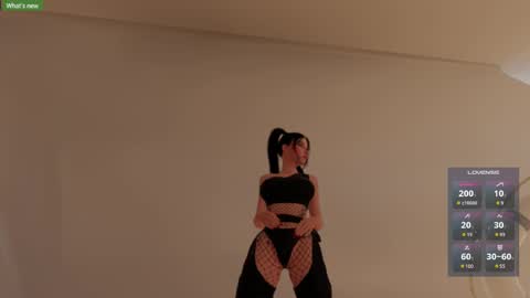 Snapshot of soynahid chatting on December 10, 2024, 11:08 pm NAHID online show from December 10, 2024, 11:08 pm