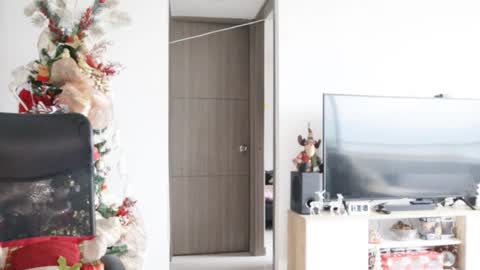 Snapshot of soytropicalfruit chatting on December 27, 2024, 8:18 pm You want to talk to me more personal follow me in My Channel VIP 50 the discount online show from December 27, 2024, 8:18 pm