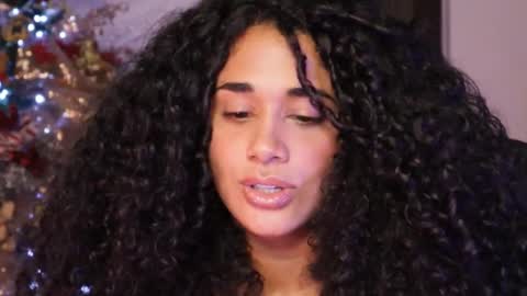 Snapshot of soytropicalfruit chatting on January 7, 2025, 3:57 am You want to talk to me more personal follow me in My Channel VIP 50 the discount online show from January 7, 2025, 3:57 am