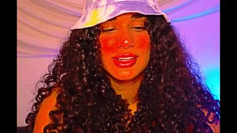 Snapshot of soytropicalfruit chatting on March 2, 2025, 4:50 am You want to talk to me more personal follow me in My Channel VIP 50 the discount online show from March 2, 2025, 4:50 am