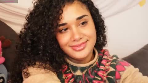 Snapshot of soytropicalfruit chatting on March 4, 2025, 9:32 pm You want to talk to me more personal follow me in My Channel VIP 50 the discount online show from March 4, 2025, 9:32 pm