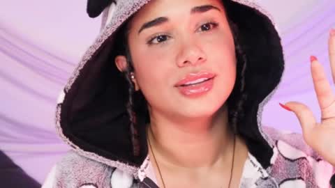 Snapshot of soytropicalfruit chatting on March 7, 2025, 8:56 am You want to talk to me more personal follow me in My Channel VIP 50 the discount online show from March 7, 2025, 8:56 am