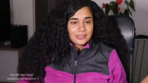 Snapshot of soytropicalfruit chatting on September 14, 2025, 1:16 am You want to talk to me more personal follow me in My Channel VIP 50 the discount online show from September 14, 2025, 1:16 am