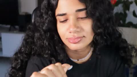 Snapshot of soytropicalfruit chatting on September 27, 2025, 10:53 am You want to talk to me more personal follow me in My Channel VIP 50 the discount online show from September 27, 2025, 10:53 am